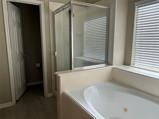 Building Photo - 12338 Browning Dr