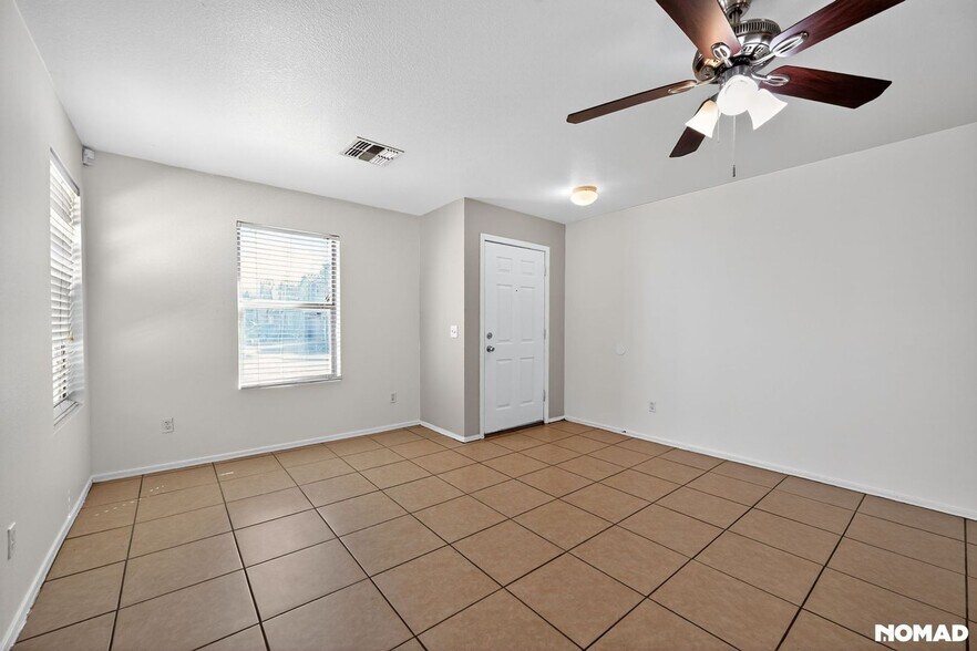 Building Photo - 2230 N 94th Ln