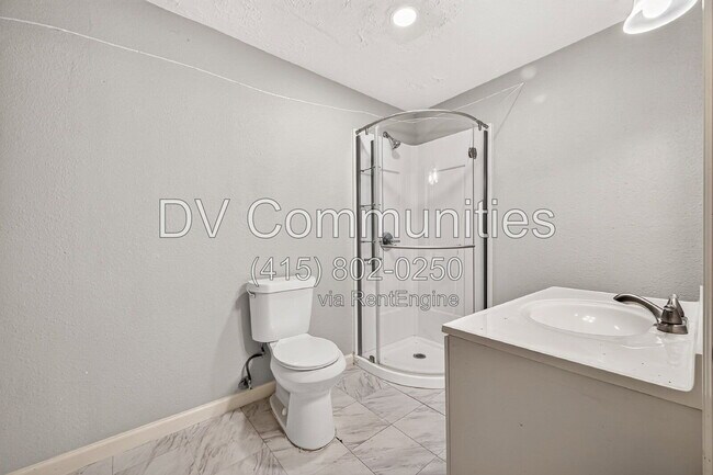 Building Photo - 5910 Southtown St