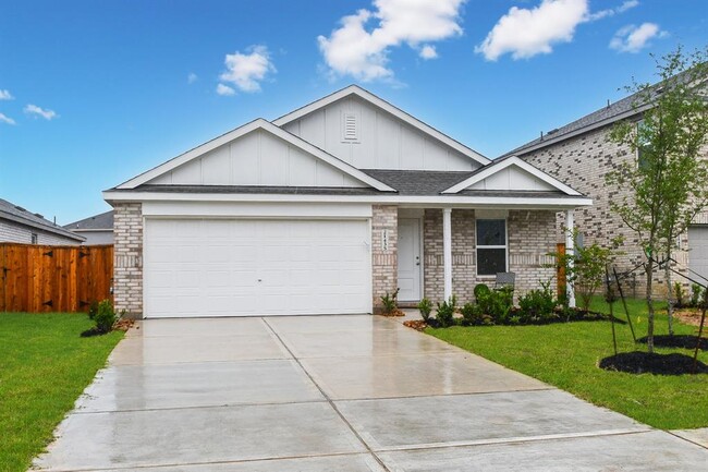 Building Photo - 21435 Montecagnano Ave
