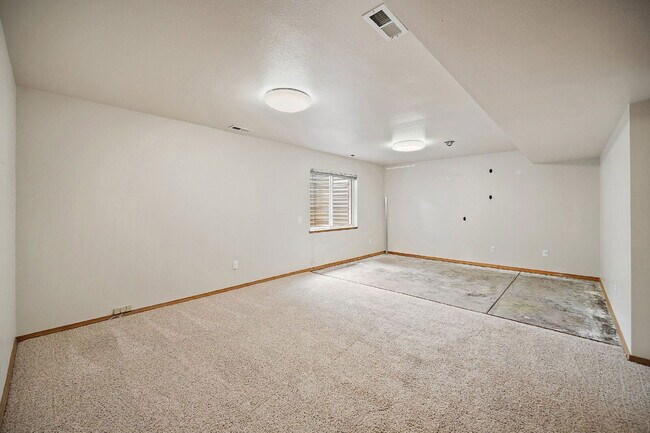 Building Photo - 8112 Old Exchange Dr