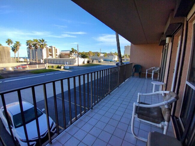 Building Photo - 2401 Gulf Blvd