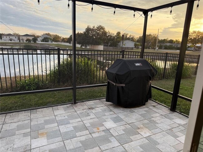 Building Photo - 10428 Laguna Plains Dr