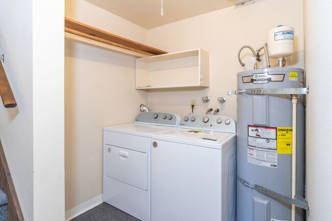 Building Photo - Baran (2018 11th St.)