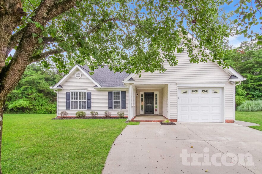 Primary Photo - 3855 Range Crest Ct