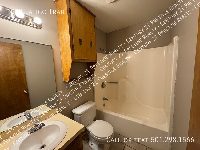 Building Photo - 1007 Latigo Trail