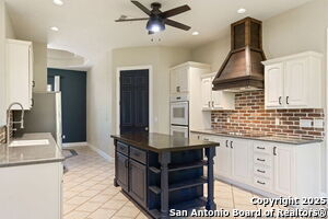 Building Photo - 143 Lantana Ridge