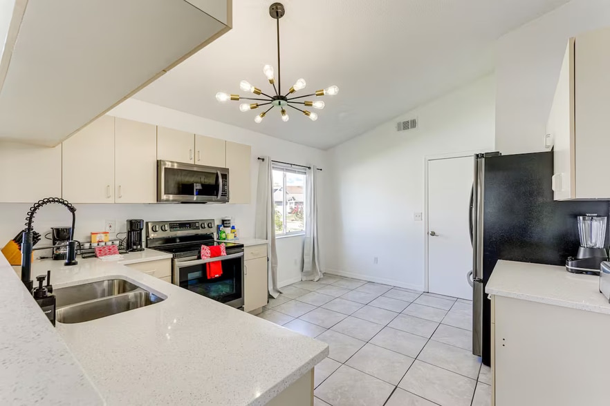 Building Photo - 2545 Montego Bay Blvd