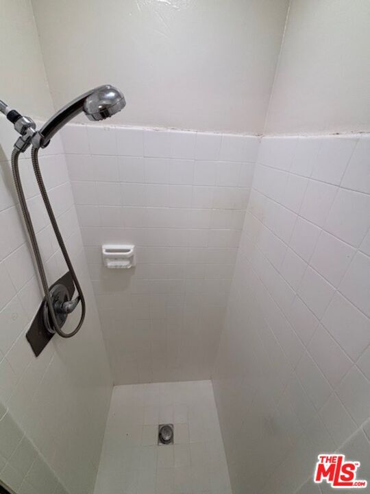 Building Photo - 1415 Cardiff Ave