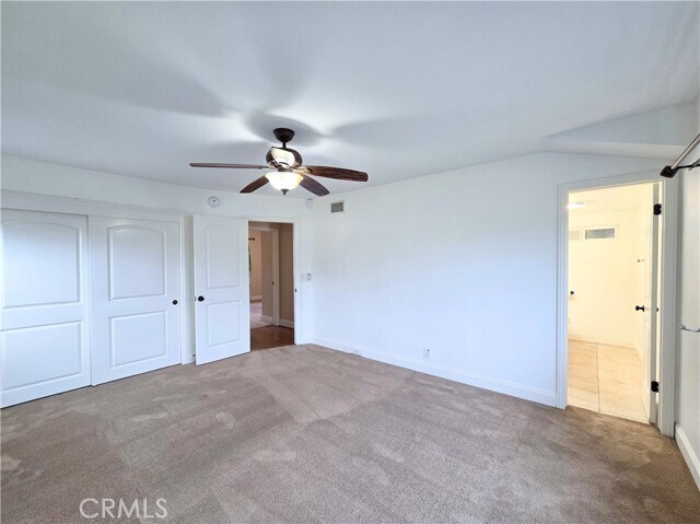 Building Photo - 10422 S Oakhaven Dr