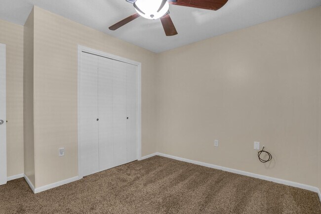 Building Photo - 10 Carie Way