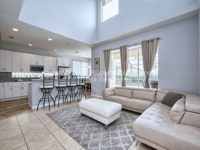 Building Photo - 2937 Sunset Vista Blvd