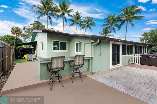 Building Photo - 914 Orange Isle