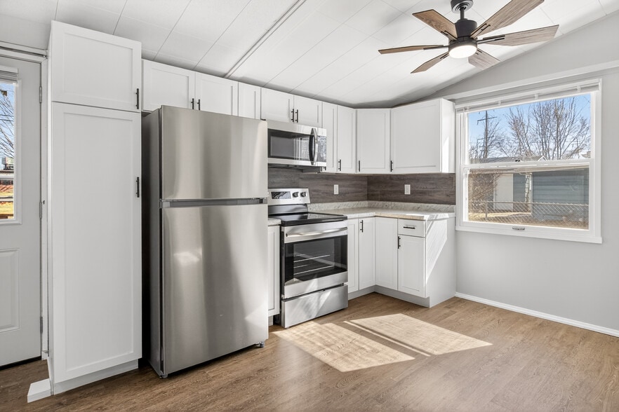 Building Photo - 7525 Mildred Rd