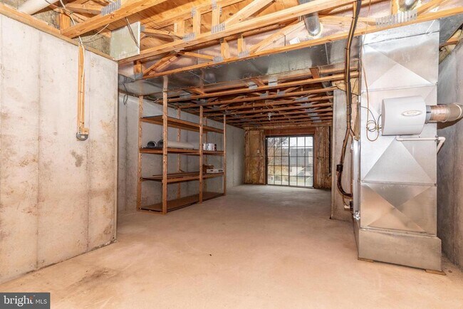 Building Photo - 250 Yorkminster Rd