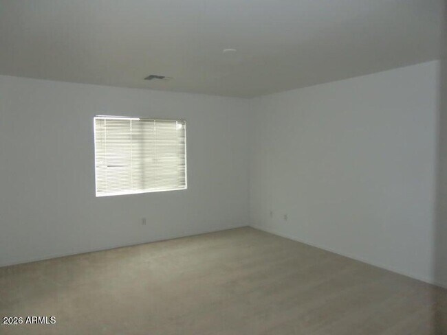 Building Photo - 5419 W Shumway Farm Rd