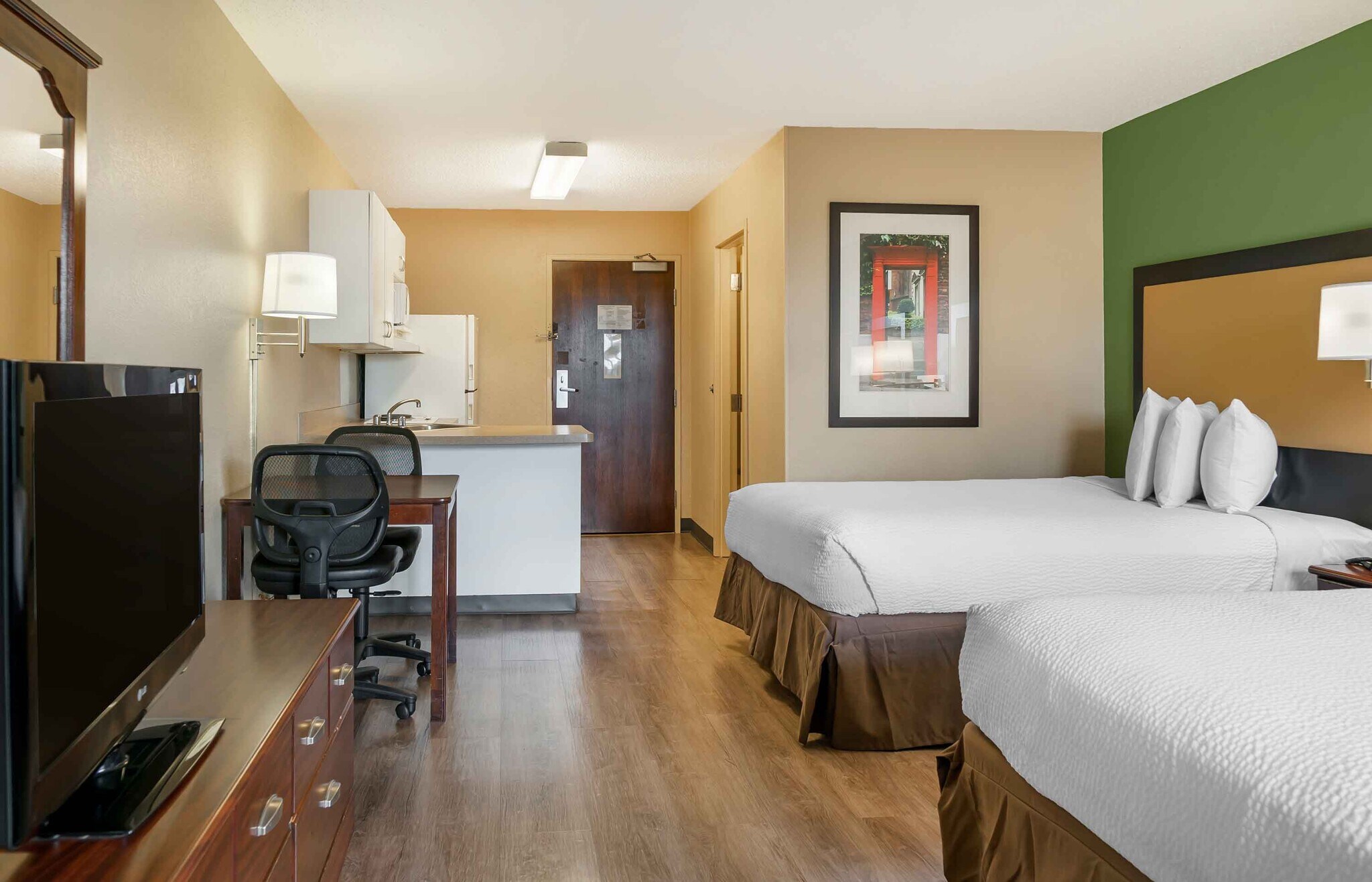 Building Photo - Furnished Studio-Detroit - Sterling Heights