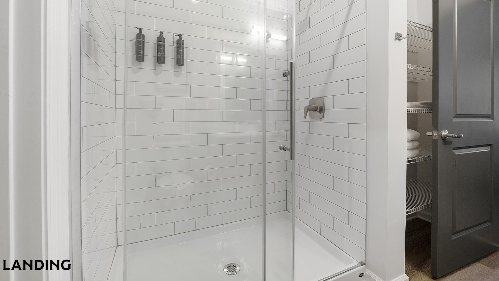 Building Photo - 2800 Milan Ct