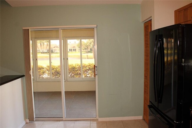Building Photo - 1702 Fairway Trce
