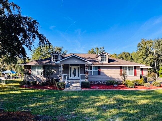 Primary Photo - 273 Hollywood Forest Dr