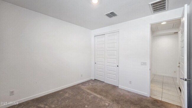 Building Photo - 2563 W Hidalgo Ave
