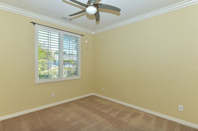 Building Photo - 6941 Waters End Dr