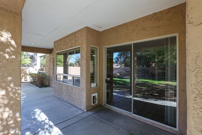 Building Photo - COMING SOON!! INCREDIBLE 5-BEDROOM 3 BATH, ALMOST 4000 SFT IN CORE CHANDLER