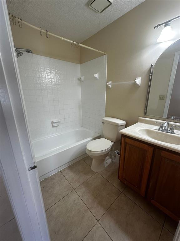 Building Photo - 1608 Long Ridge Ct