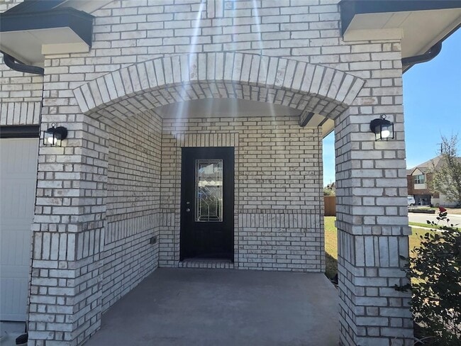 Building Photo - 8902 Grand Western