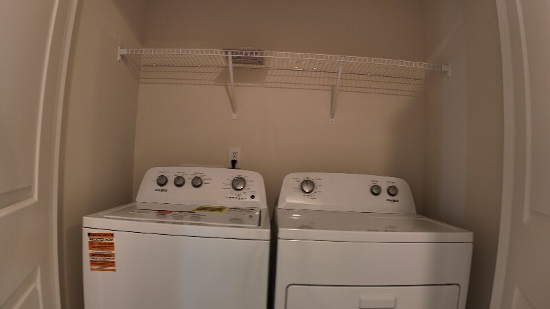 Building Photo - 794 Embark Cir