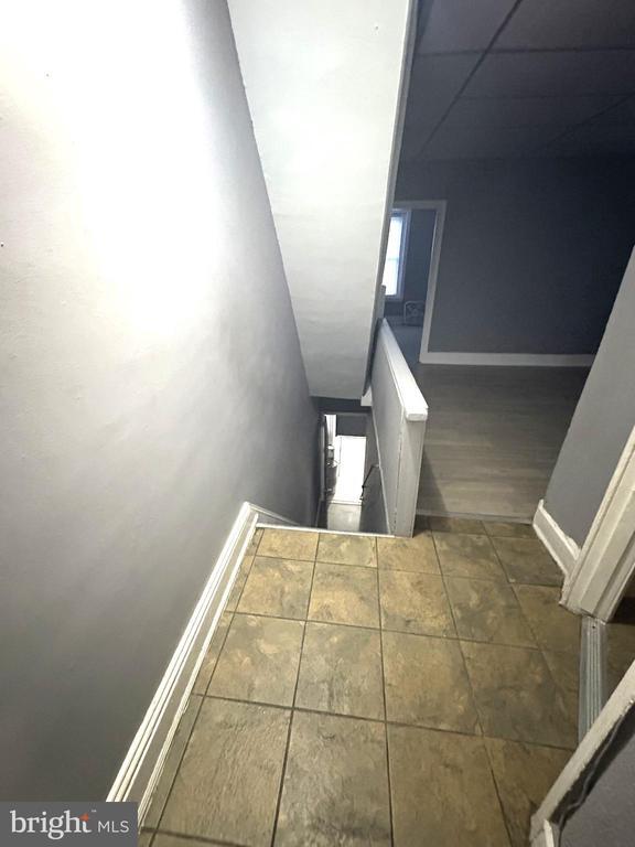 Building Photo - 3412 N Front St