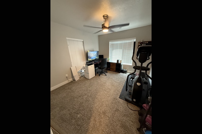 Building Photo - 1162 S 200 E