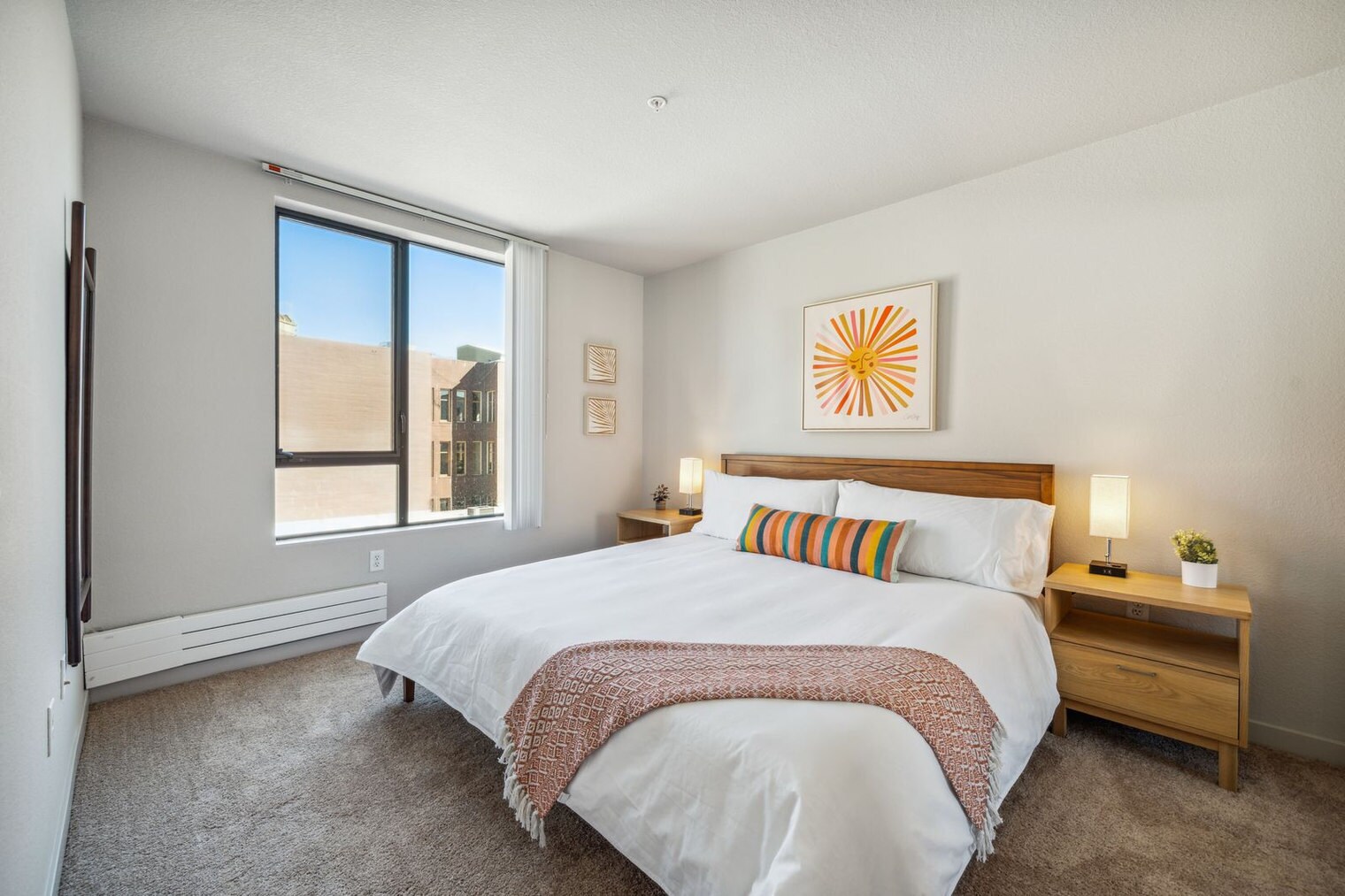 Building Photo - 2000 Post St