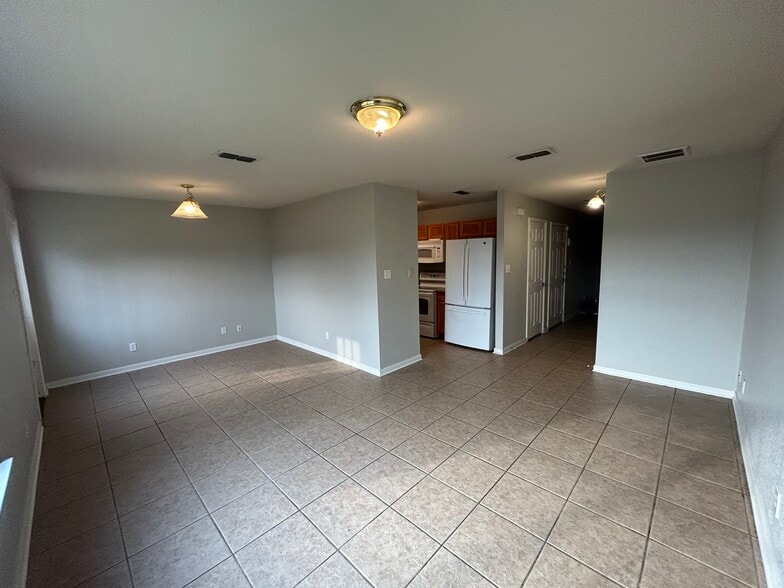 Building Photo - 13613 Woodstone Way