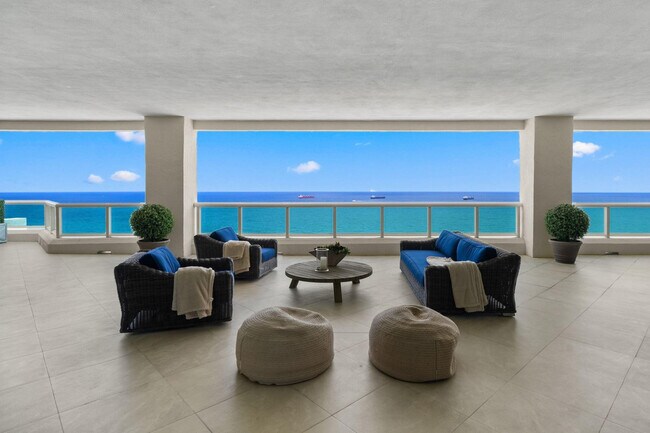 Building Photo - 101 S Fort Lauderdale Beach Blvd