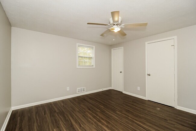 Building Photo - 4031 Yeager Rd