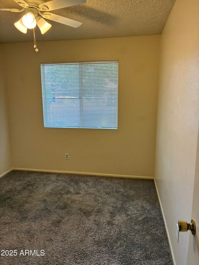 Building Photo - 2205 W Curry St