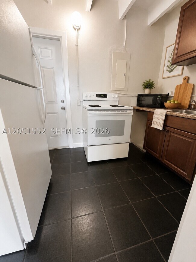 Building Photo - 26510 SW 138th Ave