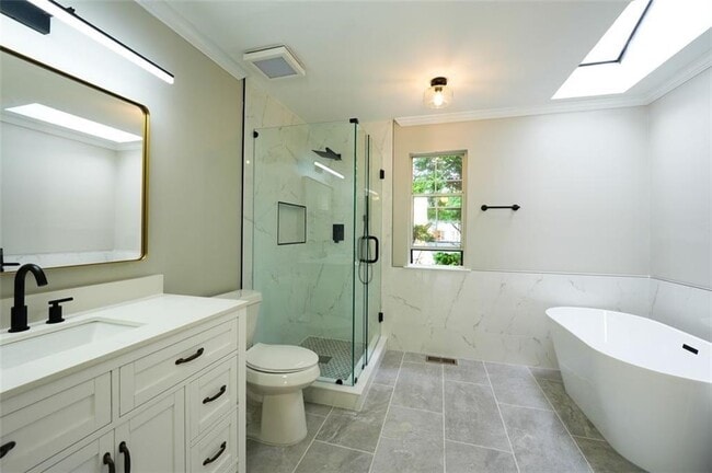 Building Photo - 500 Abbotts Hill Ln