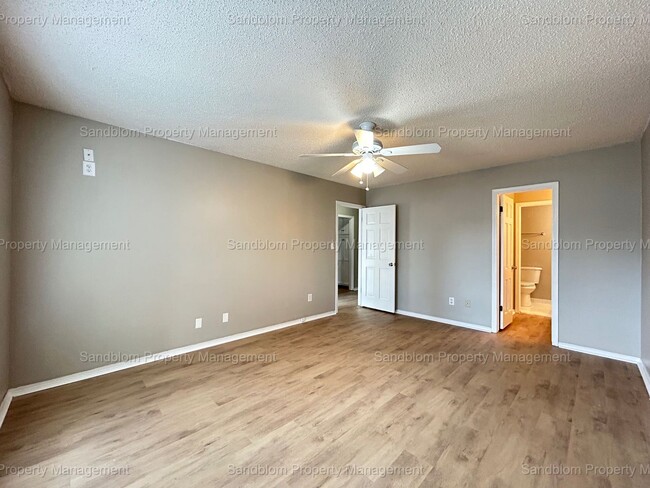 Building Photo - For Lease | Midtown Tulsa | Duplex