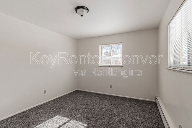 Building Photo - 4588 Everett St