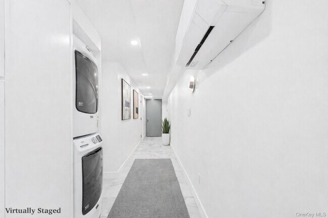 Building Photo - 1770 Pacific St