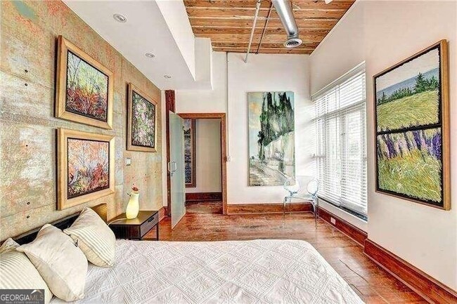 Building Photo - 161 Mangum St SW