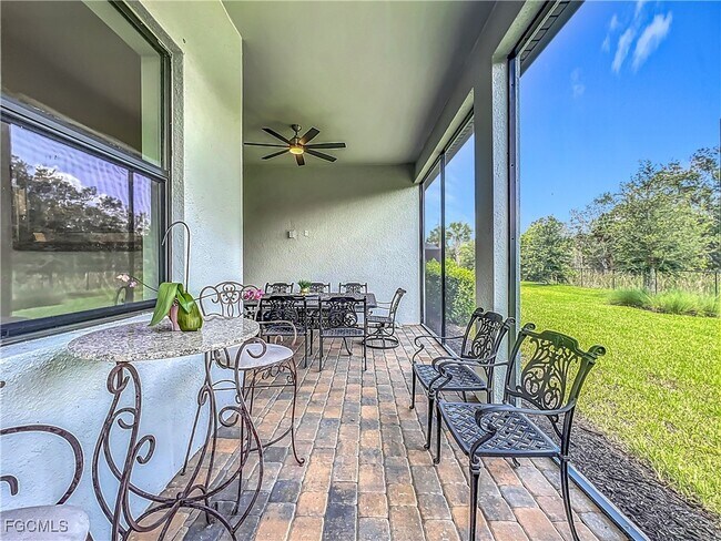 Building Photo - 2126 Yellowfin Cir