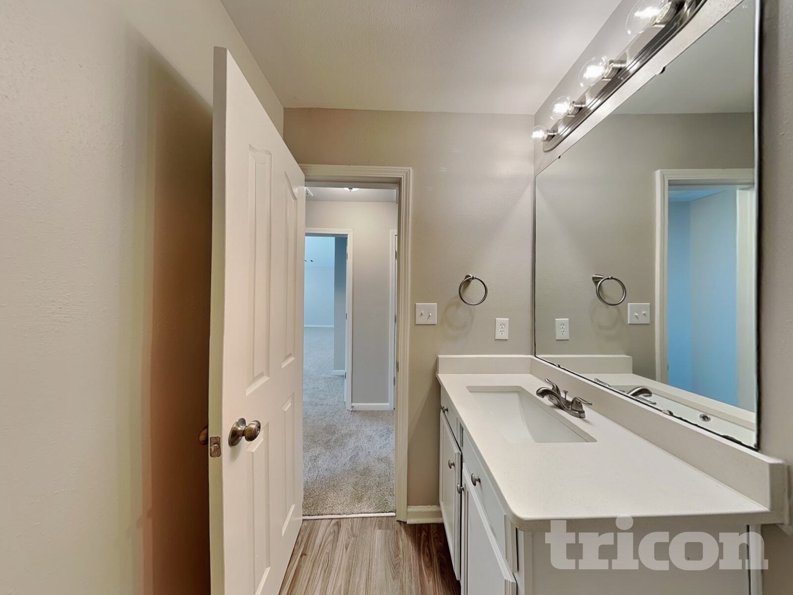 Building Photo - 1790 Eastway Dr