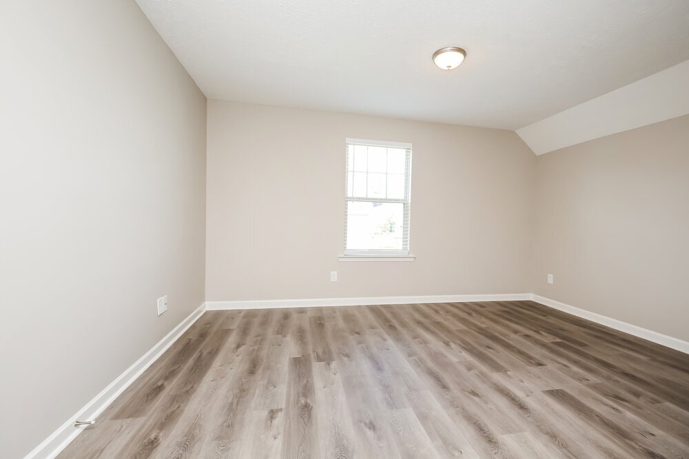 Building Photo - 8003 Lakota Ct