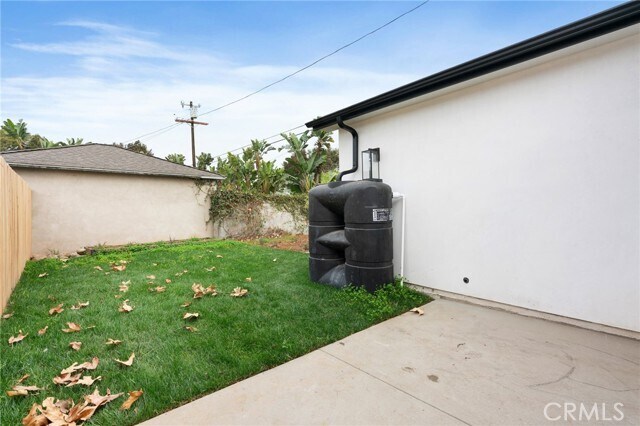 Building Photo - 8334 Winsford Ave