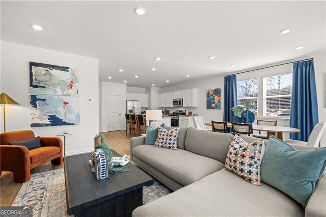 Building Photo - 2546 States Ave