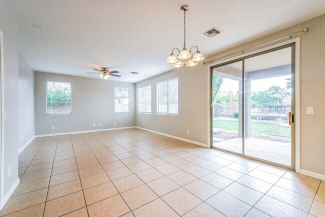 Building Photo - 1465 E Mia Ln