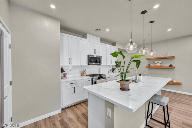 Building Photo - 11898 Vector Ray Ave